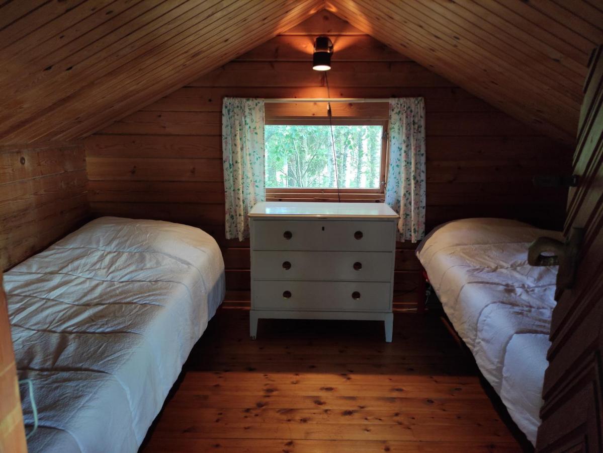 Old Finnish Lakeside Cottage With Sauna Oulu Ngoại thất bức ảnh